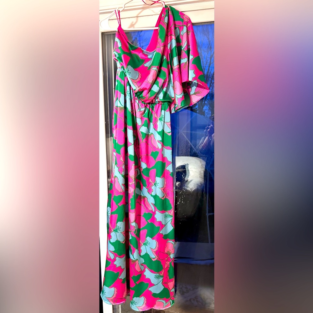 Tropical floral, long length of the shoulder dress